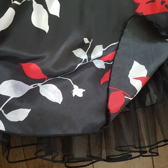 Speechless Black with Floral dress - Size 3 - Picture 6 of 8